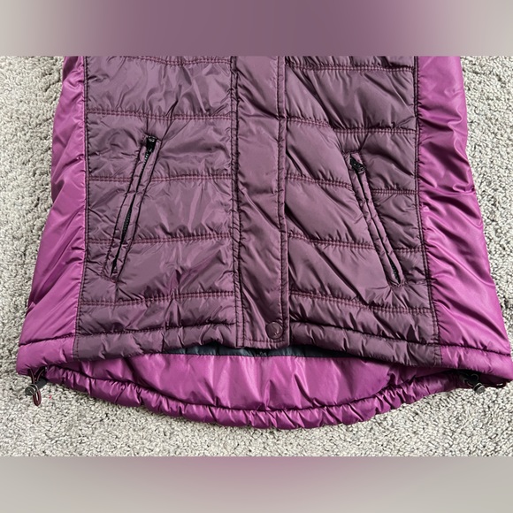 🎅🏼🎄American Eagle Vest🎅🏼🎄 - Picture 6 of 8